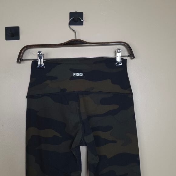 PINK Victoria's Secret Ultimate Legging in Green Camo Size XS - Picture 5 of 7